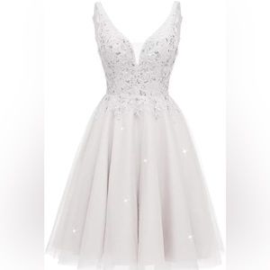 NWOT Homecoming or Wedding Dress - size 8